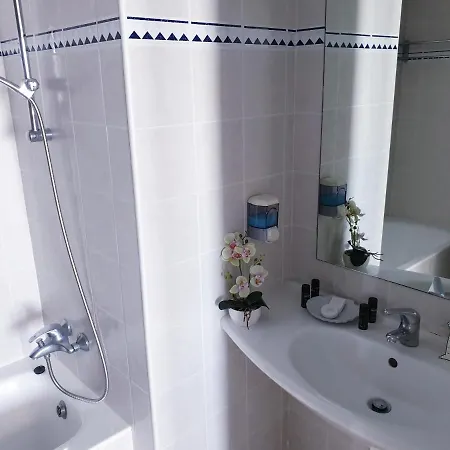 Apartahotel St. George Gardens &