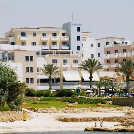 Apartahotel St. George Gardens & Klorakas