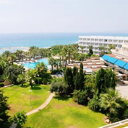 Aparthotel St. George Gardens & Klorakas