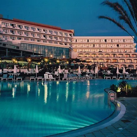 Apartahotel St. George Gardens &