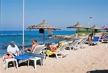מלון דירות St. George Gardens & 4*