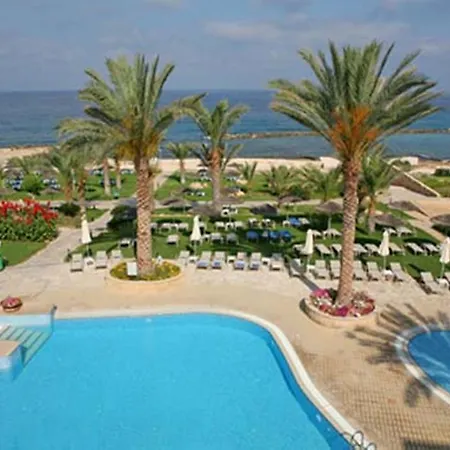 St. George Gardens & מלון דירות Klorakas