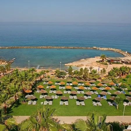 St. George Gardens & מלון דירות Klorakas