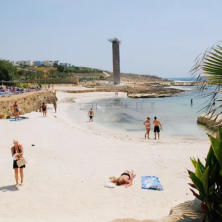 St. George Gardens & מלון דירות